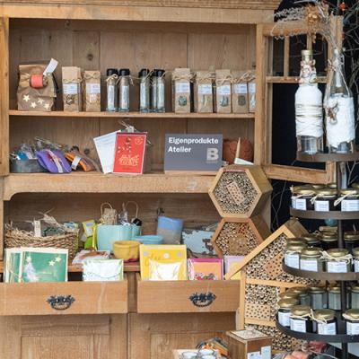 Geschenke und Accessoires